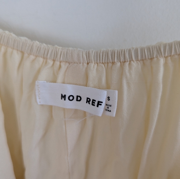 Never worn!!! Flowy Cream Summer Dress, size s - Picture 3 of 3